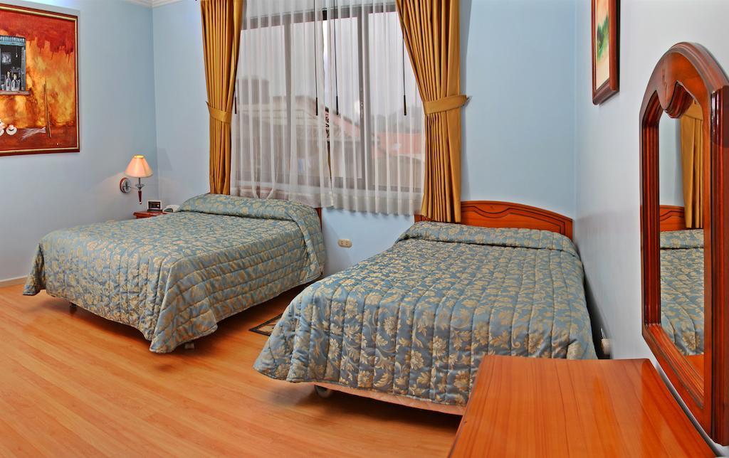 Hotel Yanuncay كوينكا المظهر الخارجي الصورة