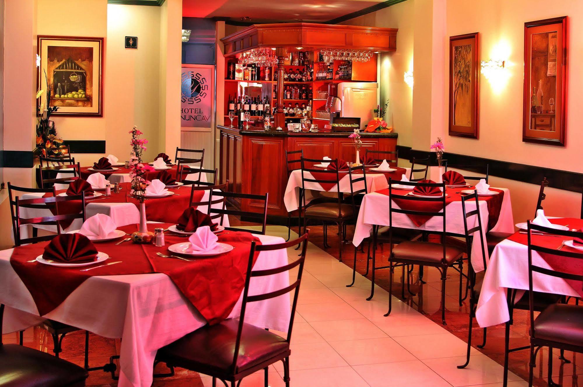 Hotel Yanuncay كوينكا المظهر الخارجي الصورة